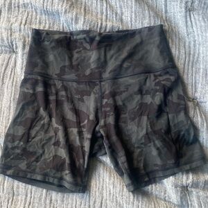 Lululemon align shorts